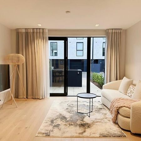 크라이스트처치 Black-Luxe Living In The Heart Of City 아파트 외부 사진